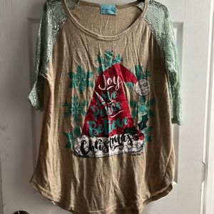 Daisy. Ray joy, love, peace, believe in Christmas shirt.